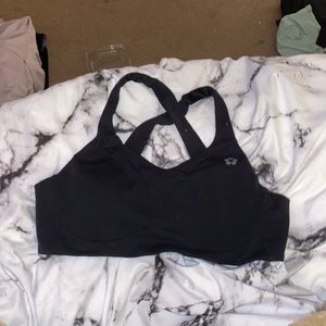 Black sports bra